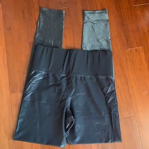 Carbon38 high rise legging in Takara shine